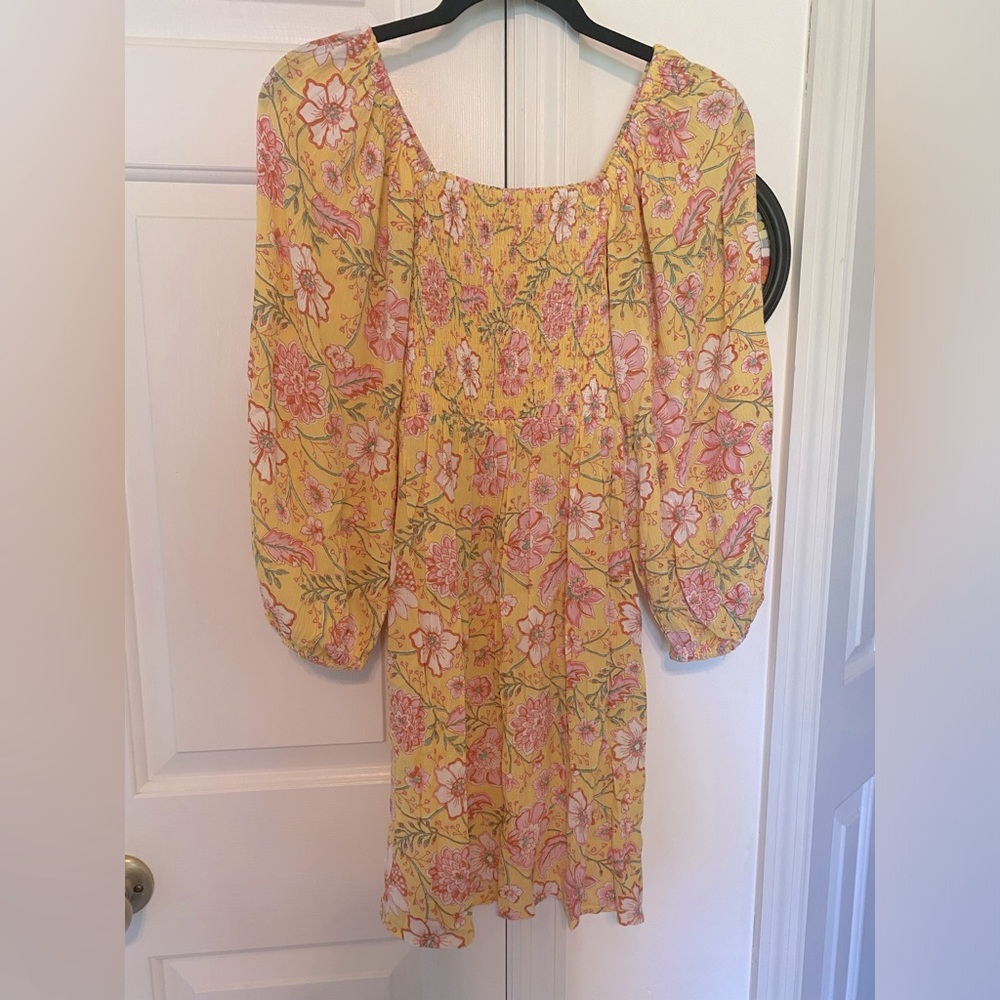 Billabong flowy floral dress